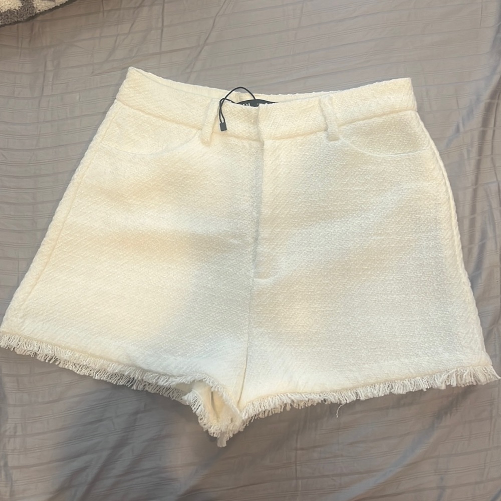 White Zara shorts with pretty trim.